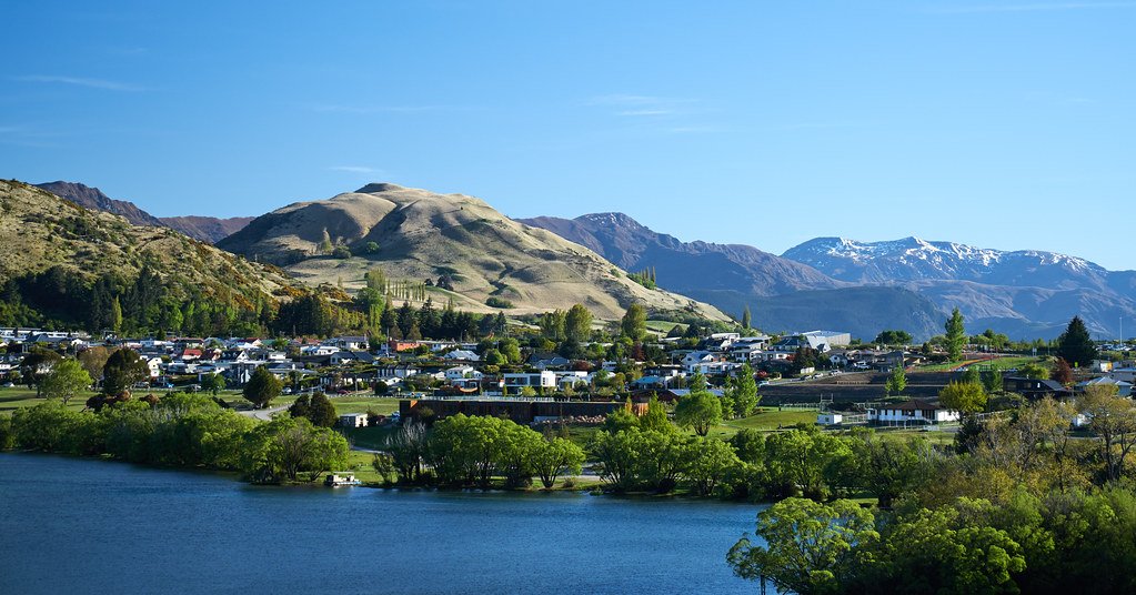 Queenstown, New Zealand - Adventure Creates Instant Bonds (image credits: flickr)