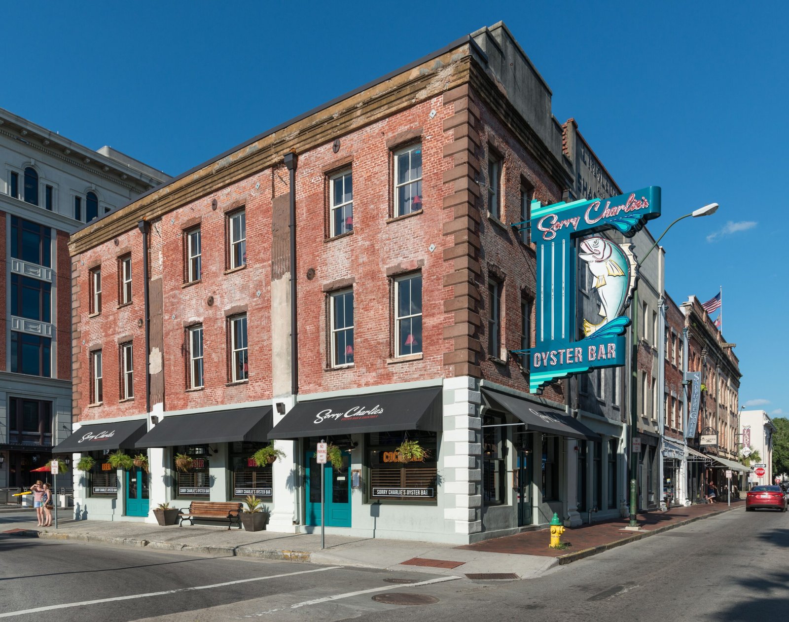 Savannah, USA - Southern Hospitality at Its Finest (image credits: By DXR, CC BY-SA 4.0, https://commons.wikimedia.org/w/index.php?curid=50261555)