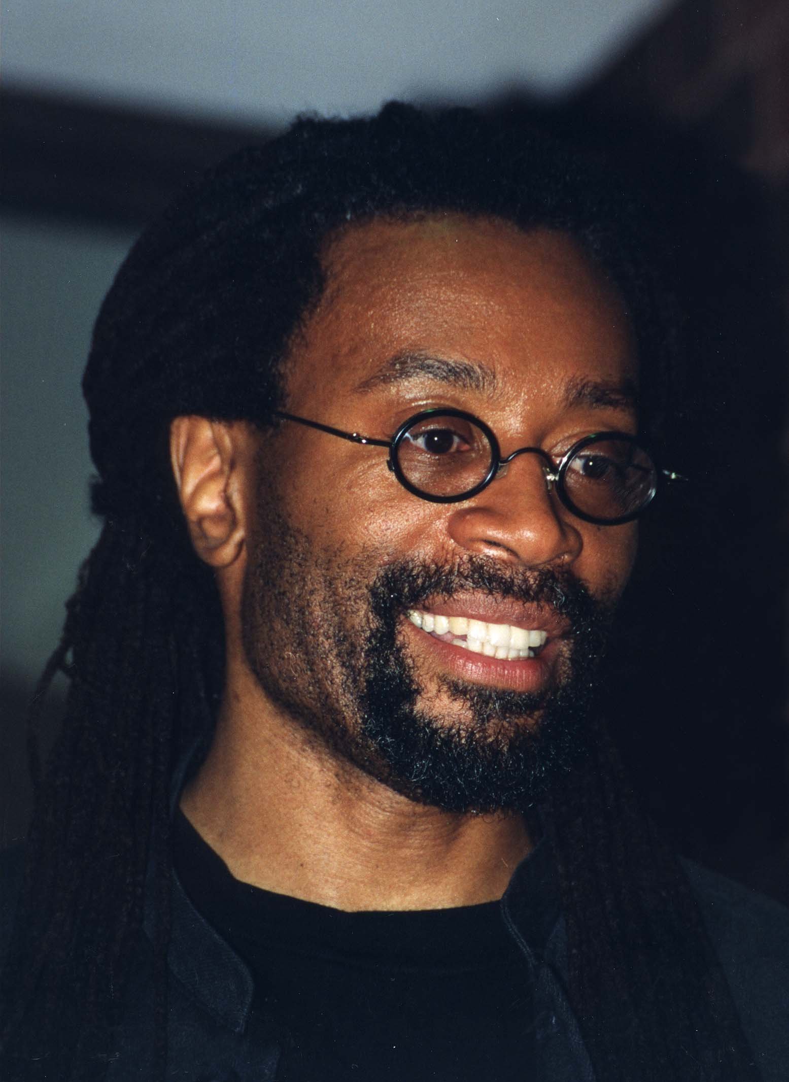 Don't Worry Be Happy by Bobby McFerrin (Image Credits: Wikimedia)