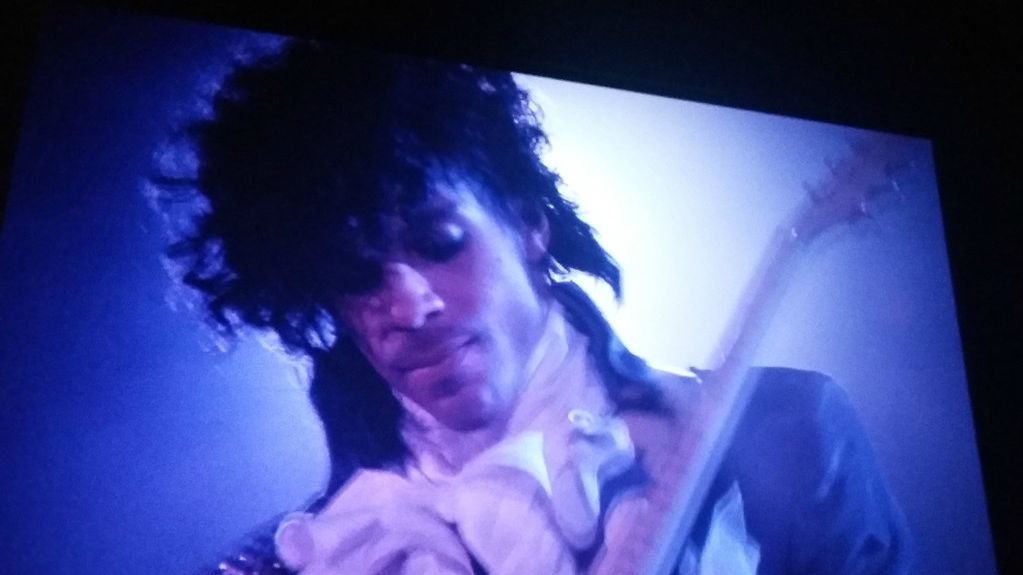 4 Guitar Solos That Never Ended