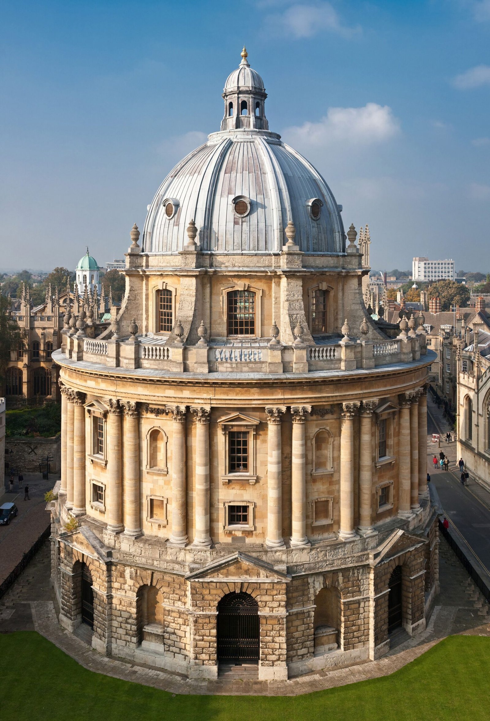 University of Oxford - A Timeless Academic Powerhouse (Image Credits: Wikimedia)