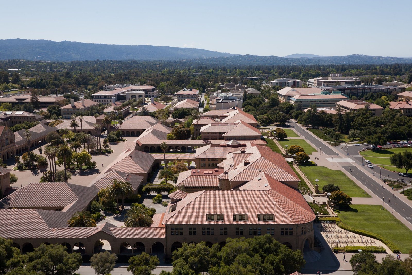 Stanford University - Silicon Valley's Academic Hub (Image Credits: Wikimedia)