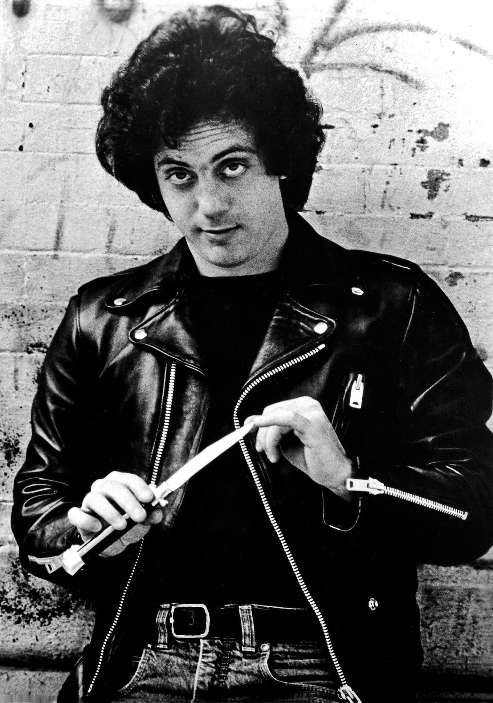 Billy Joel Gets the Portrait He Deserves (Image Credits: Wikimedia)