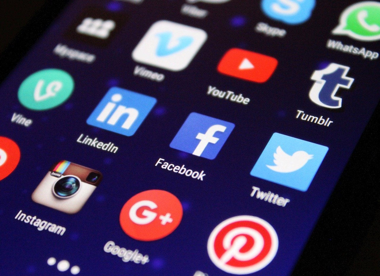Social Media as Amplifier and Weapon (Image Credits: Pixabay)