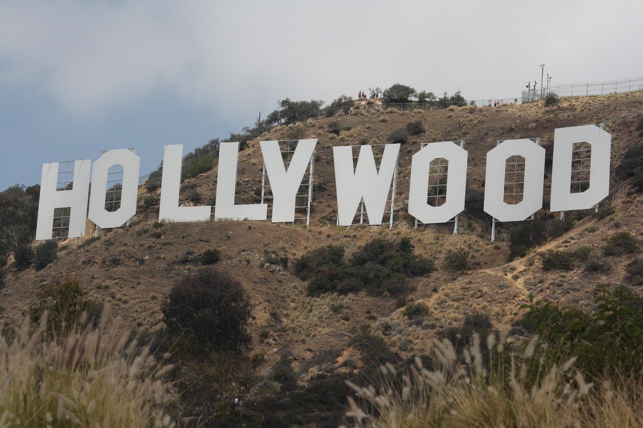 The Hollywood Sign Originally Had Four Extra Letters (Image Credits: Pixabay)
