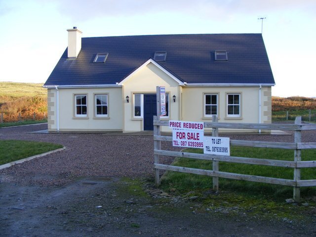 Inventory Explosion Creating Buyer's Market (Image Credits: Wikimedia)