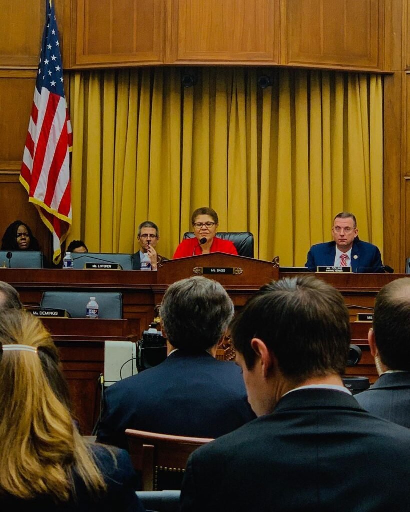 For L.A.'s mayor, a Palisades recovery marked by missteps, reversals and delays