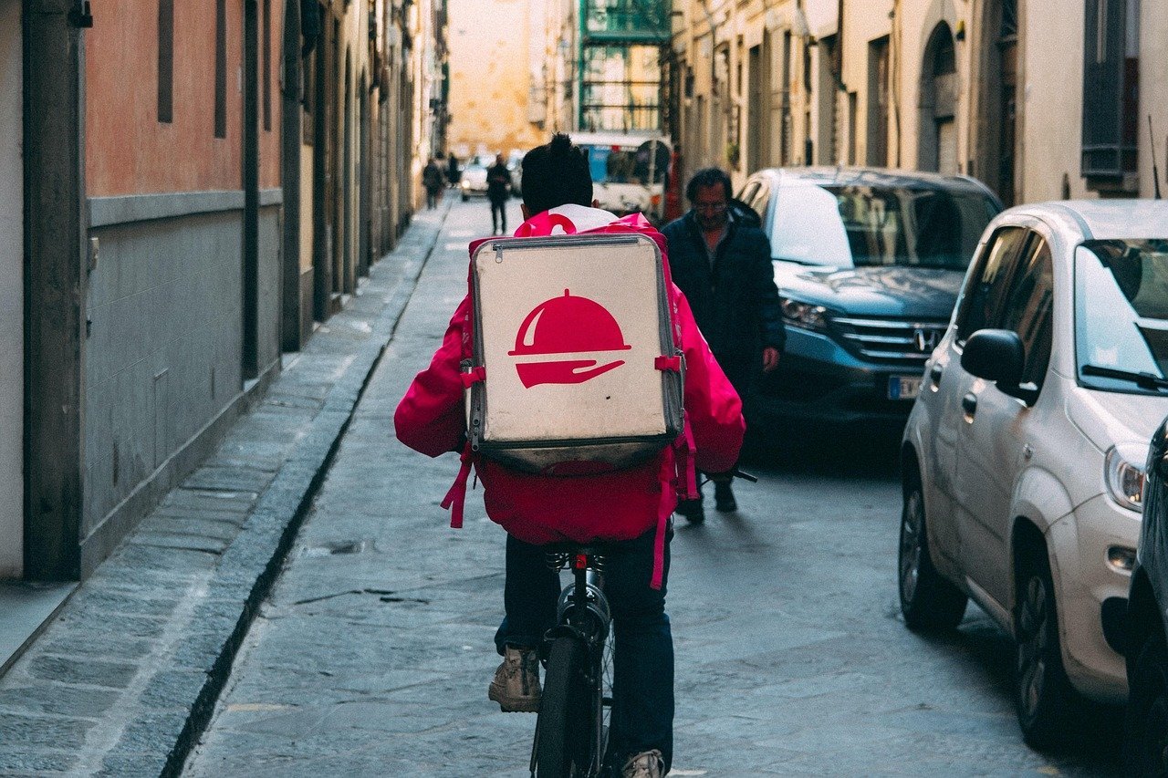 Delivery Workers Are Finally Getting Better Treatment (Image Credits: Pixabay)