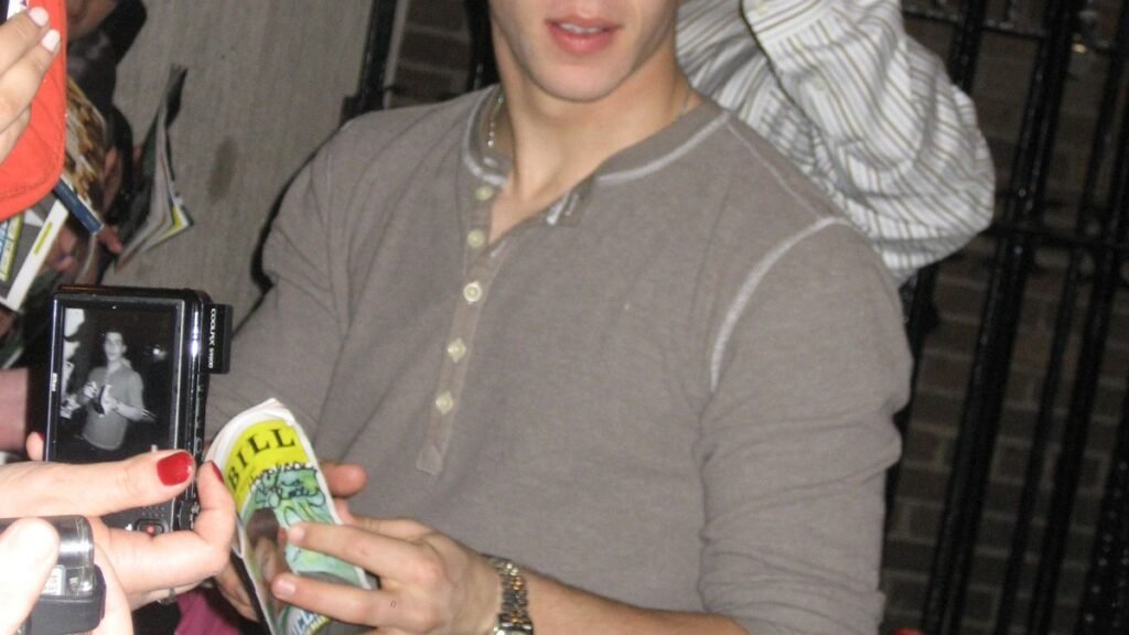 Nick Jonas' Golden Globes 2026 Walkout: Anxiety Hits Hard Amid Hollywood Glamour