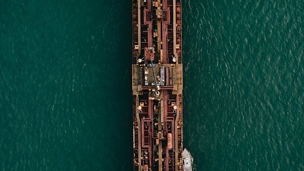 US Sells First $500 Million Cargo of Venezuelan Oil in Post-Maduro Power Shift