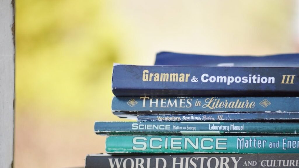 Simple Books Unlock Lifelong English Fluency: The Comprehensible Input Revolution