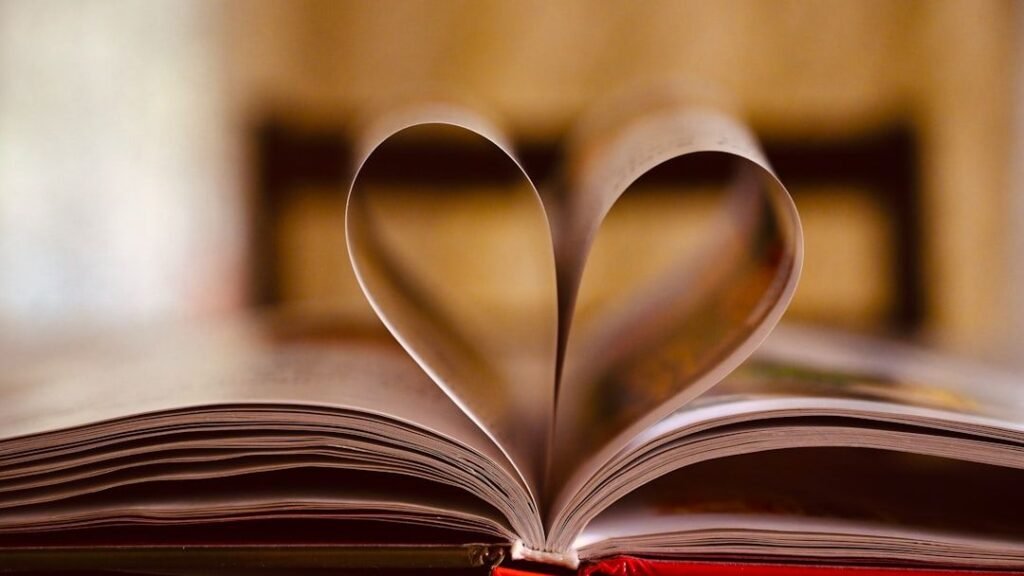 Top 10 Romance Novels Stealing Hearts in 2025's Reading Boom
