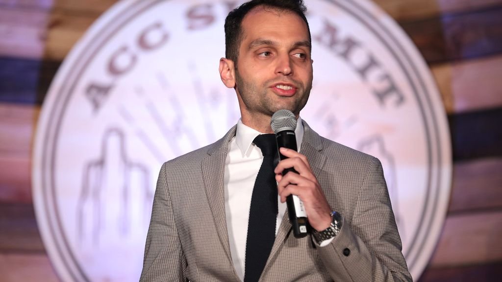 Konstantin Kisin Sounds Alarm: Trump Quietly Reshaping Global Power from the Shadows