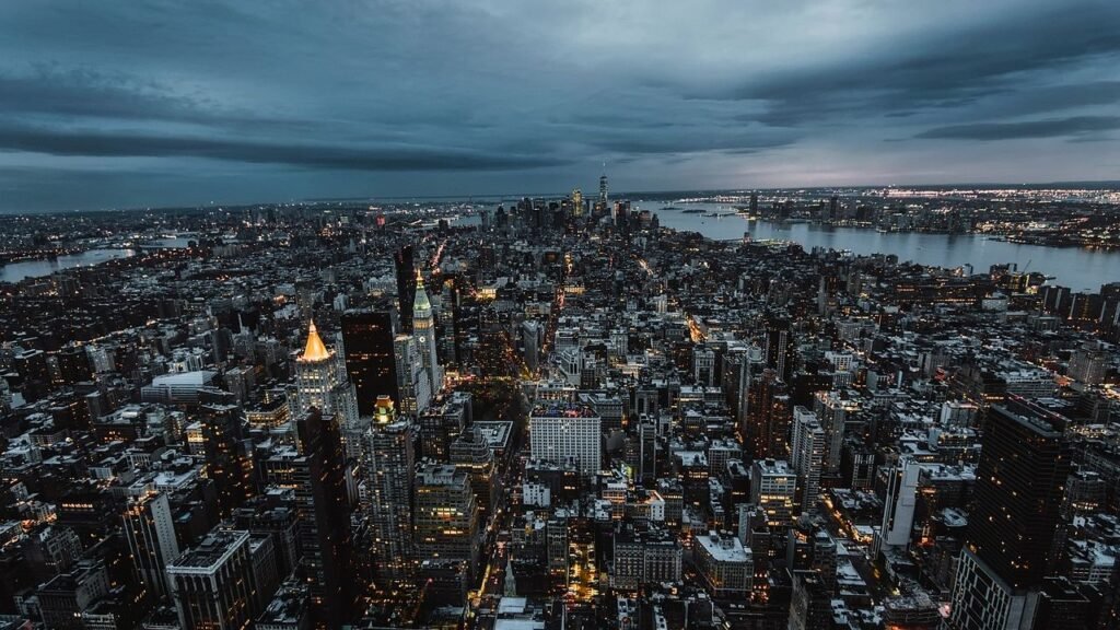 Hudson River Partially Freezes Near George Washington Bridge After Massive NYC Snowstorm