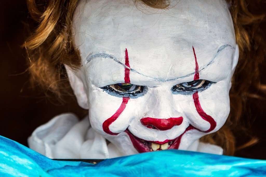 Horror Movies Love Their Final Stings (Image Credits: Rawpixel)