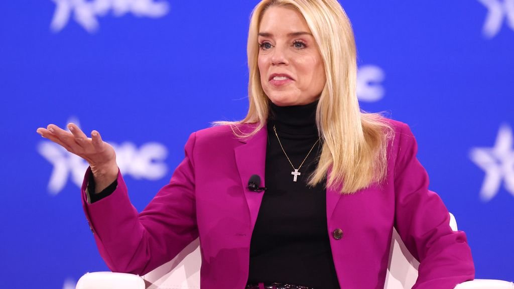 Pam Bondi Vows Federal Fraud Probes for California After Kiley's House Judiciary Grilling