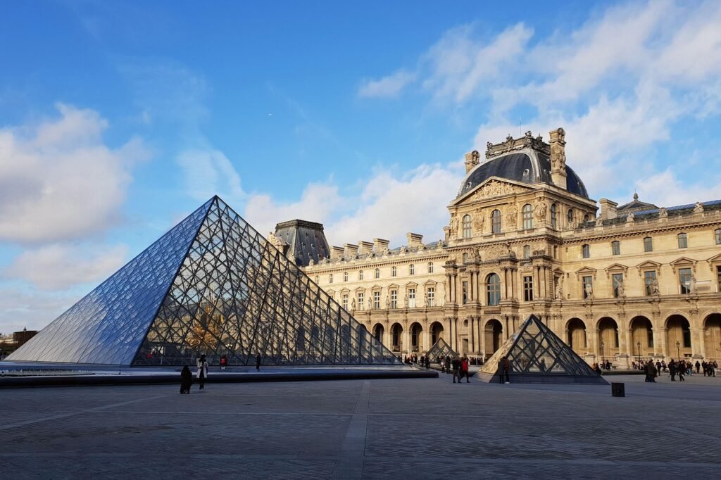 Police in France detain 9 people in suspected massive Louvre ticket fraud