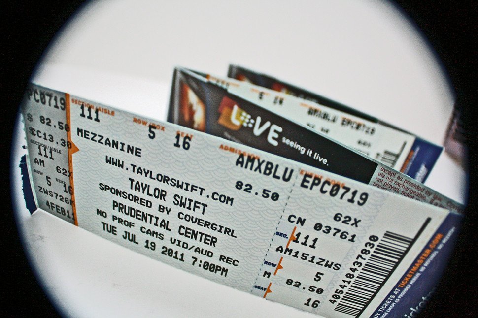 Burlington Pair's Taylor Swift Fraud Charges (Image Credits: Flickr)