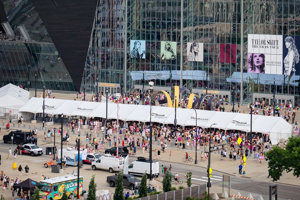 Chicago's 11 Fake Taylor Swift Tickets Case (Image Credits: Flickr)