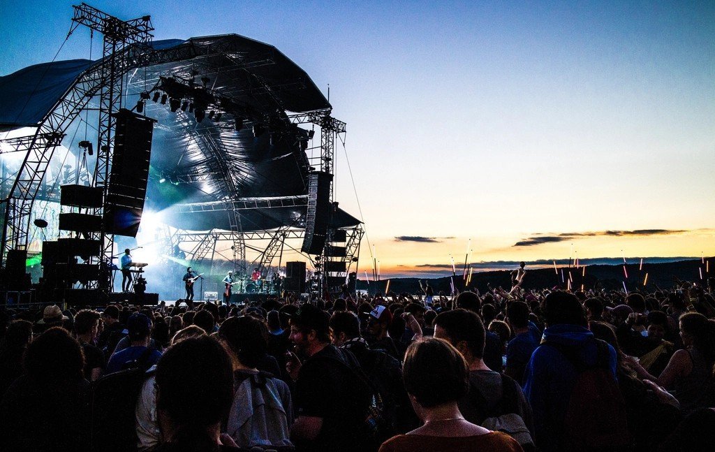 Discover Your Perfect Festival Match (Image Credits: Rawpixel)