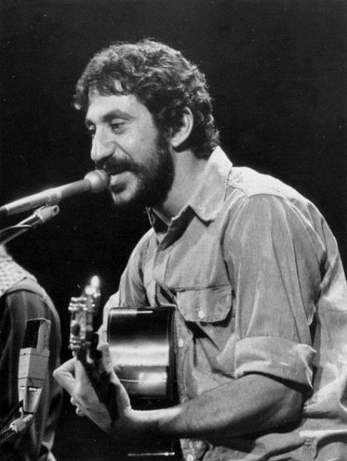 10. The Singer-Songwriter Lane: Arlo Guthrie, Jim Croce, and the Story Songs (eBay
front

back, Public domain)