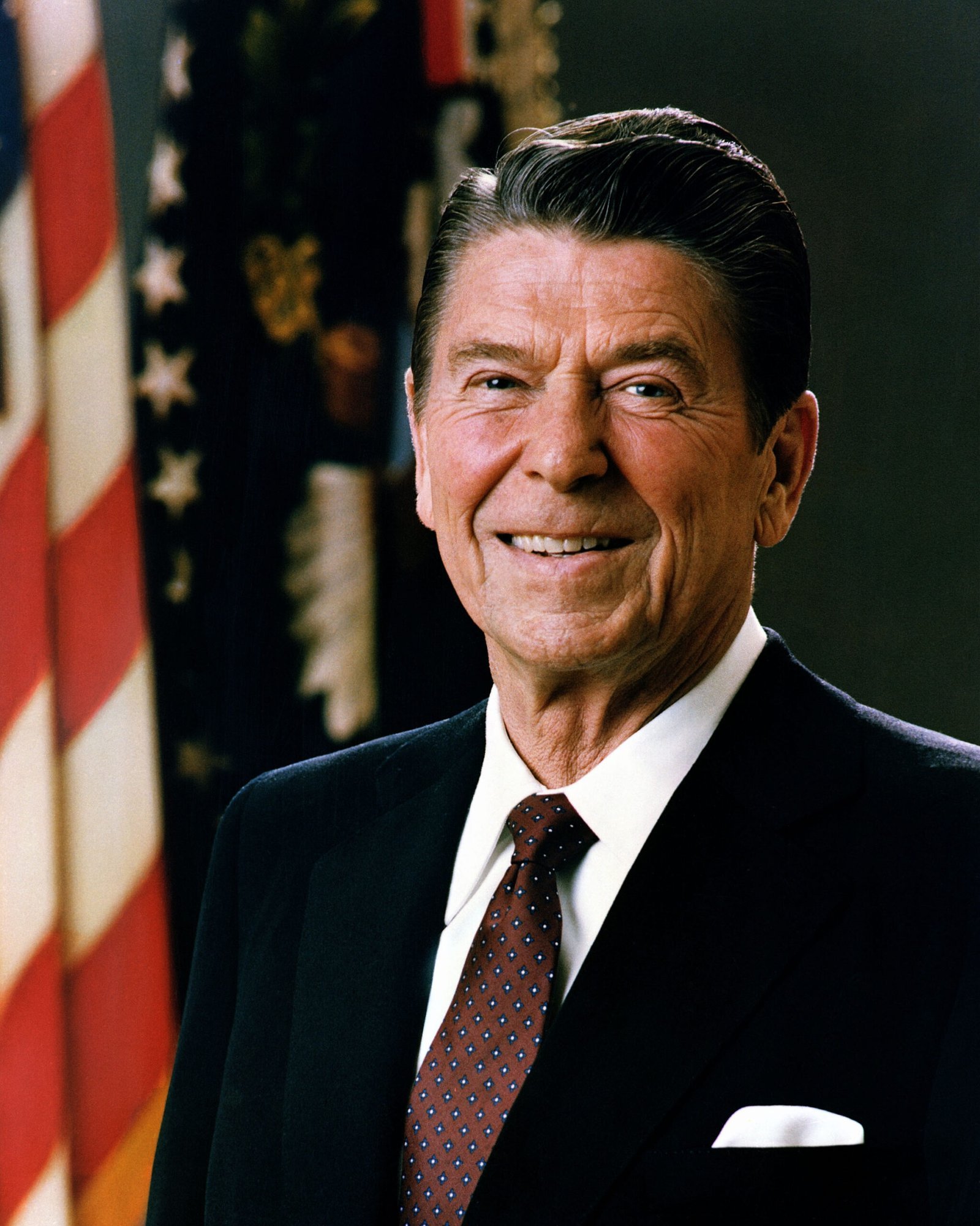 Ronald Reagan's "Tear Down This Wall" (1987) (By Michael Evans, Public domain)