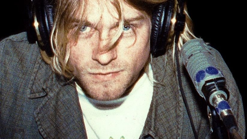 10 Classic Albums Everyone Should Listen To Before They Die