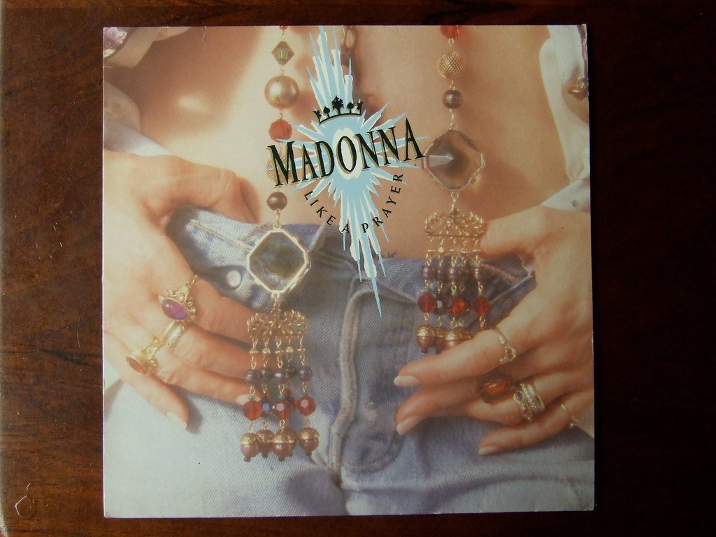 Madonna – "Like a Prayer" (1989): When Pop Music Became a Battlefield (Piano Piano!, Flickr, CC BY 2.0)