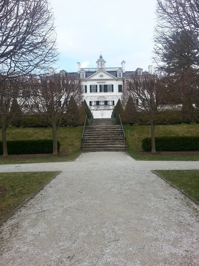 The Mount, Lenox, Massachusetts (juliejordanscott, Flickr, CC BY 2.0)