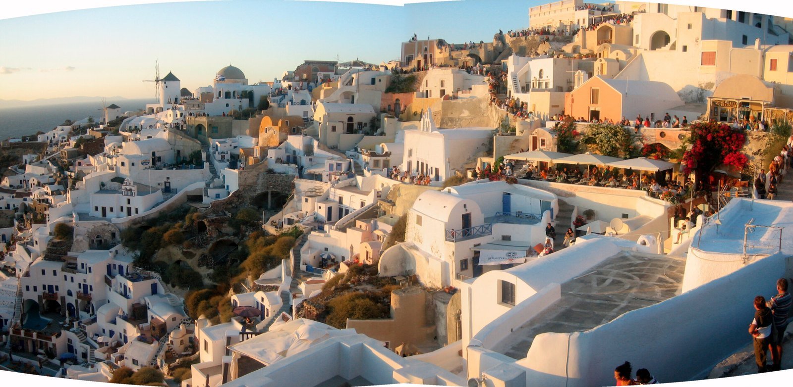 1. Santorini, Greece: Where Sunsets Become Legends (originally posted to Flickr as Ia At Sunset On Santorini, Greece, CC BY 2.0)