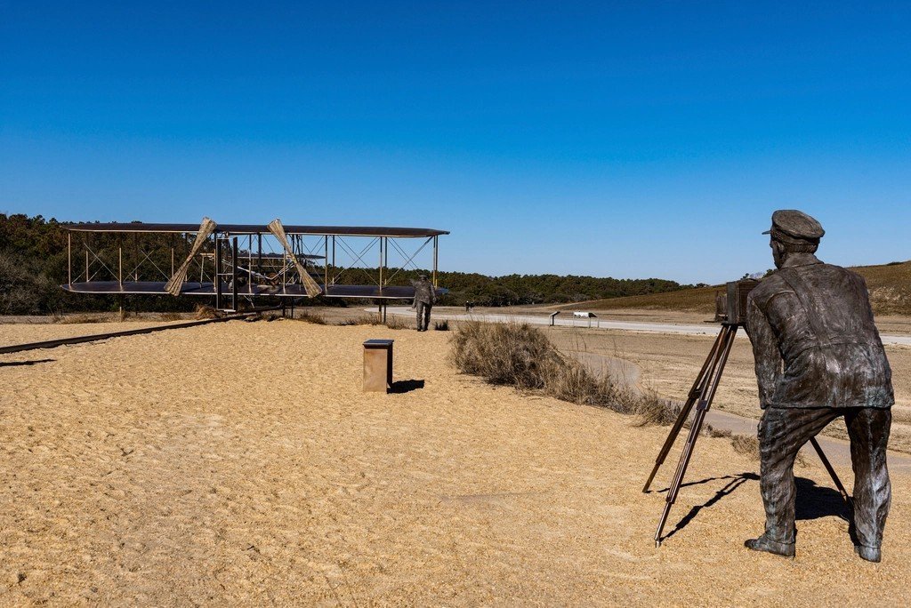 3. The Wright Brothers and the Discovery of Controlled Flight (Image Credits: Rawpixel)