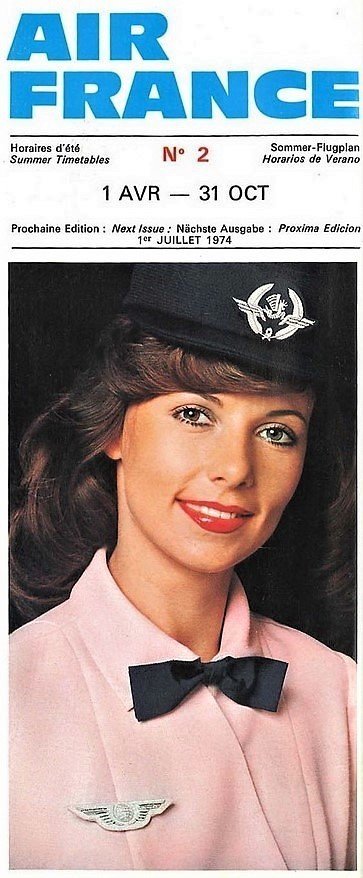 8. Air Travel Etiquette Guides and Airline Promotional Booklets (1950s) (Image Credits: Flickr)