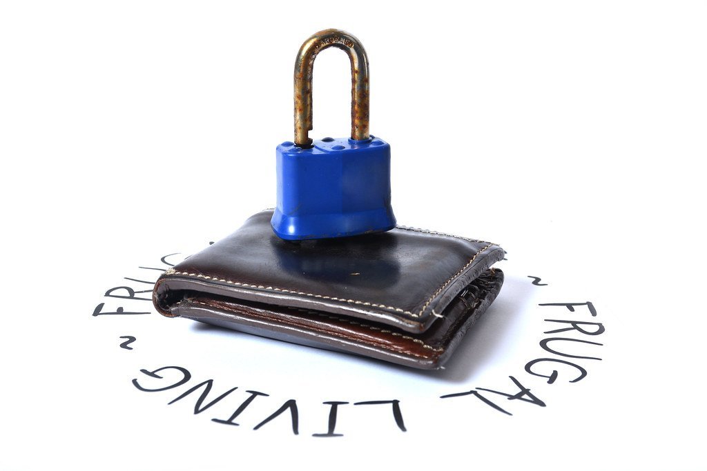 6. Live Below Your Means, Even When You Don't Have To (investmentzen, Flickr, CC BY 2.0)