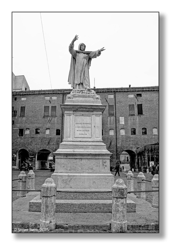 9. Beneath a Scarlet Sky by Mark Sullivan - Pino Lella (Stuart Smith., Flickr, CC BY-SA 2.0)