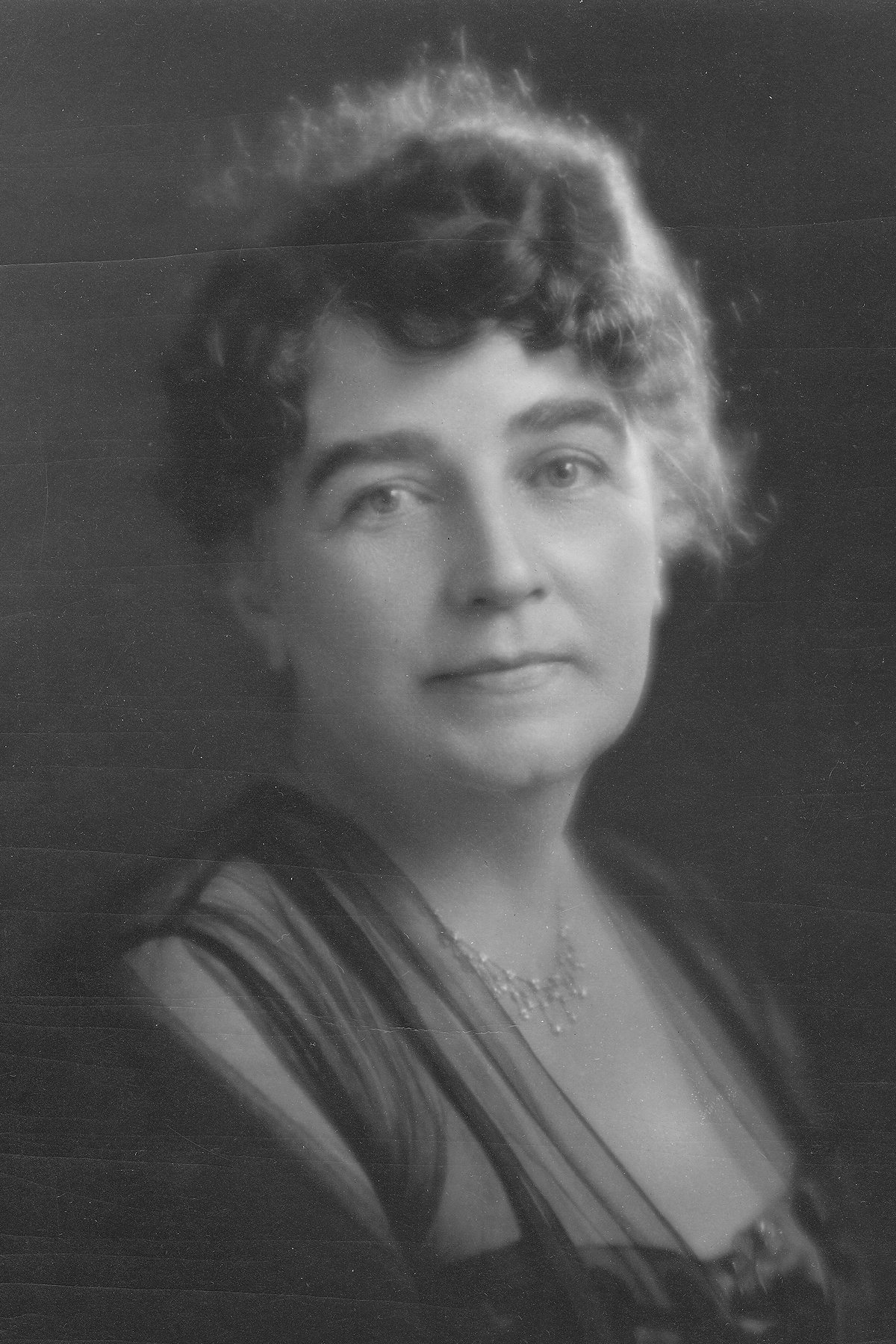 10. The Keeper of the Bees by Gene Stratton-Porter (1925) (By Gspmemorial, CC BY-SA 4.0)