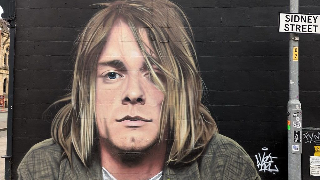 10 Blockbuster Songs That Defined a Decade - And Still Rule the Airwaves