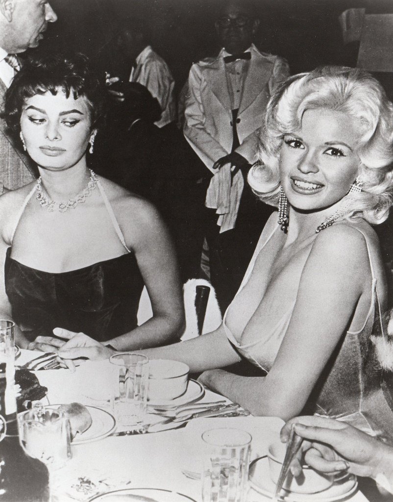 8. The Debbie Reynolds, Eddie Fisher, and Elizabeth Taylor Love Triangle (KNDY です, Flickr, CC BY-SA 2.0)