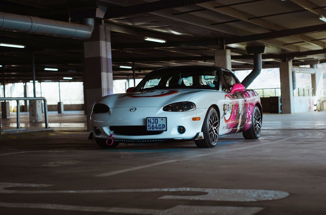 1999–2005 Mazda MX-5 Miata (Image Credits: Unsplash)