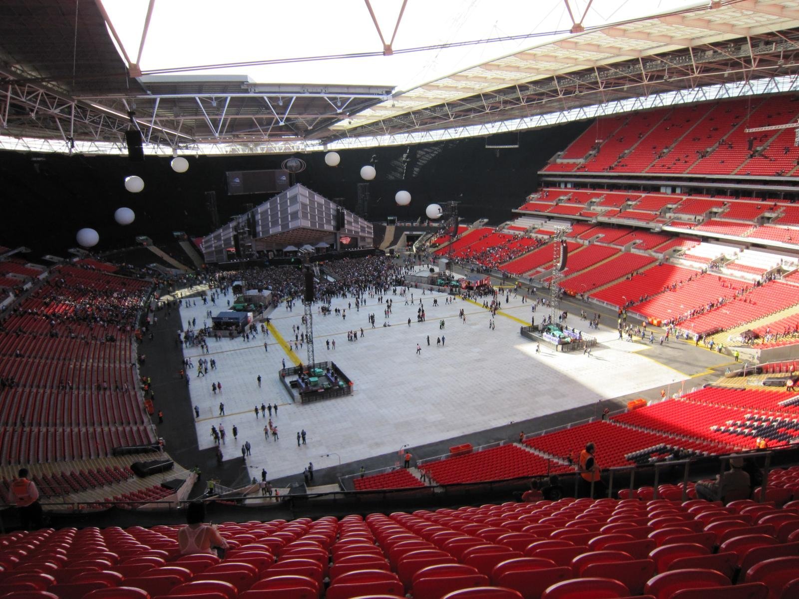 Fact 3: Dual Stadiums, One Epic Day (MUSE - Wembley Stadium, London, CC BY 2.0)
