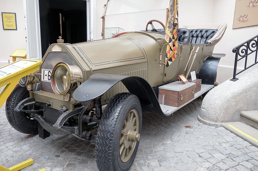 13. The Archduke's License Plate and the End of WWI (Guenter Konz-Beyer, Flickr, CC BY 2.0)