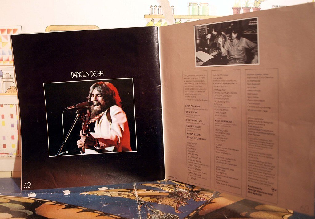 Fact 5: It Was the First-Ever Rock Charity Single Too (badgreeb RECORDS - art -photos, Flickr, CC BY-SA 2.0)