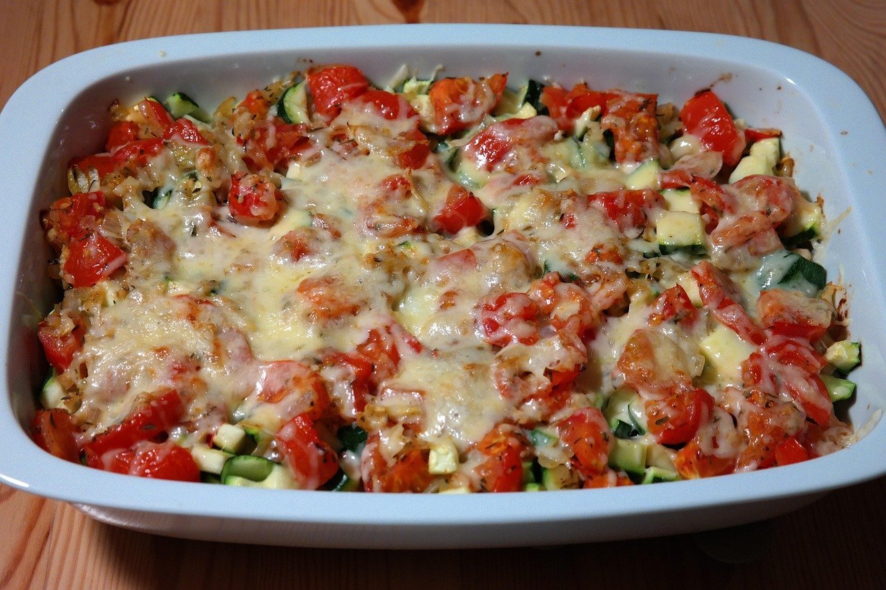 Tuna Noodle Casserole: The Undisputed Weeknight Champion (Image Credits: Pixabay)