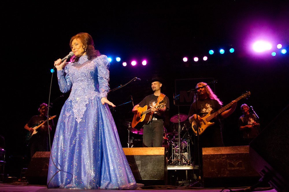 8. "The Pill" – Loretta Lynn (1975) (Third Coast Daily, Flickr, CC BY 2.0)