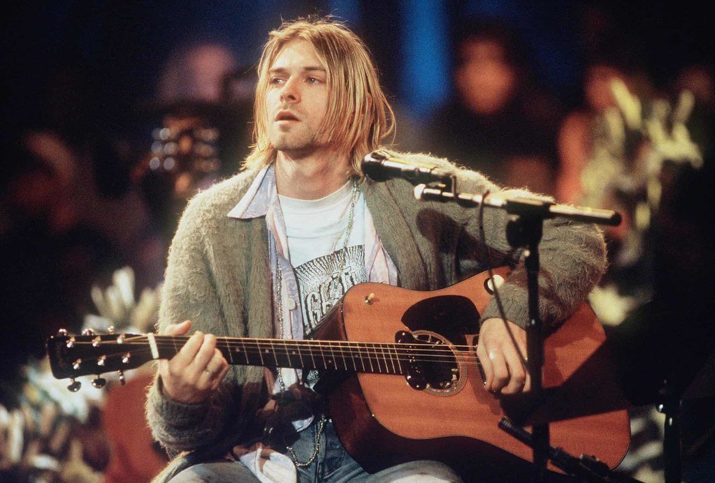 Nirvana at MTV Unplugged, 1993 - Vulnerability as Power (momentos_pasados, Flickr, CC BY 2.0)