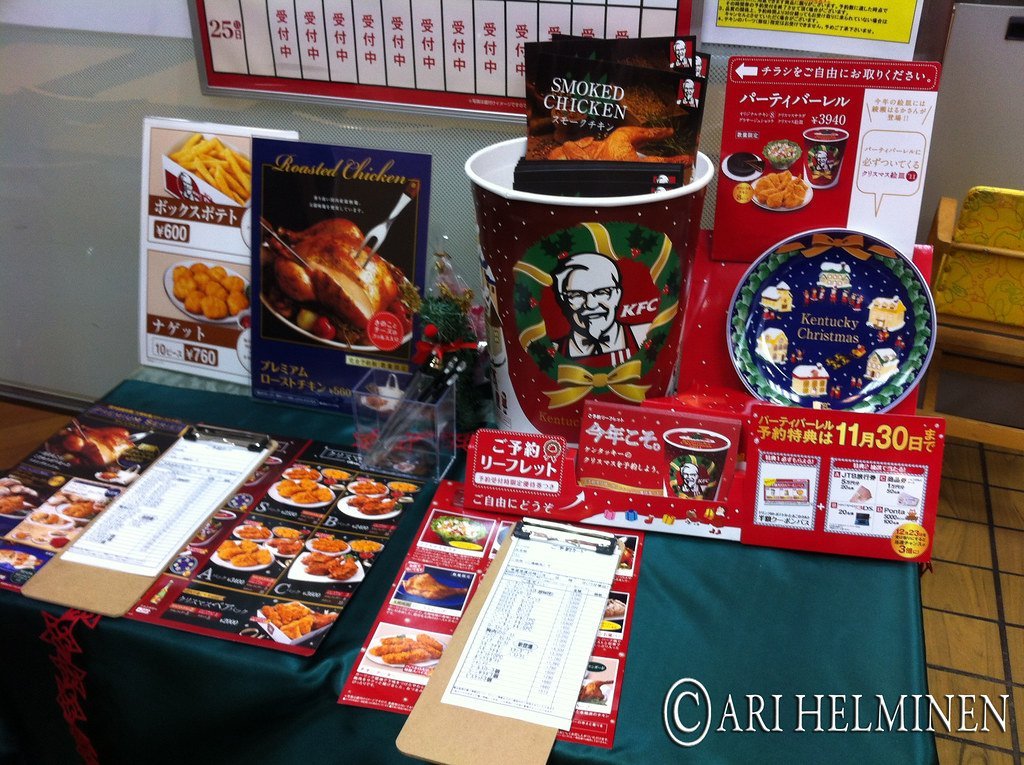 3. KFC Rules Christmas Dinner (Ari Helminen, Flickr, CC BY 2.0)