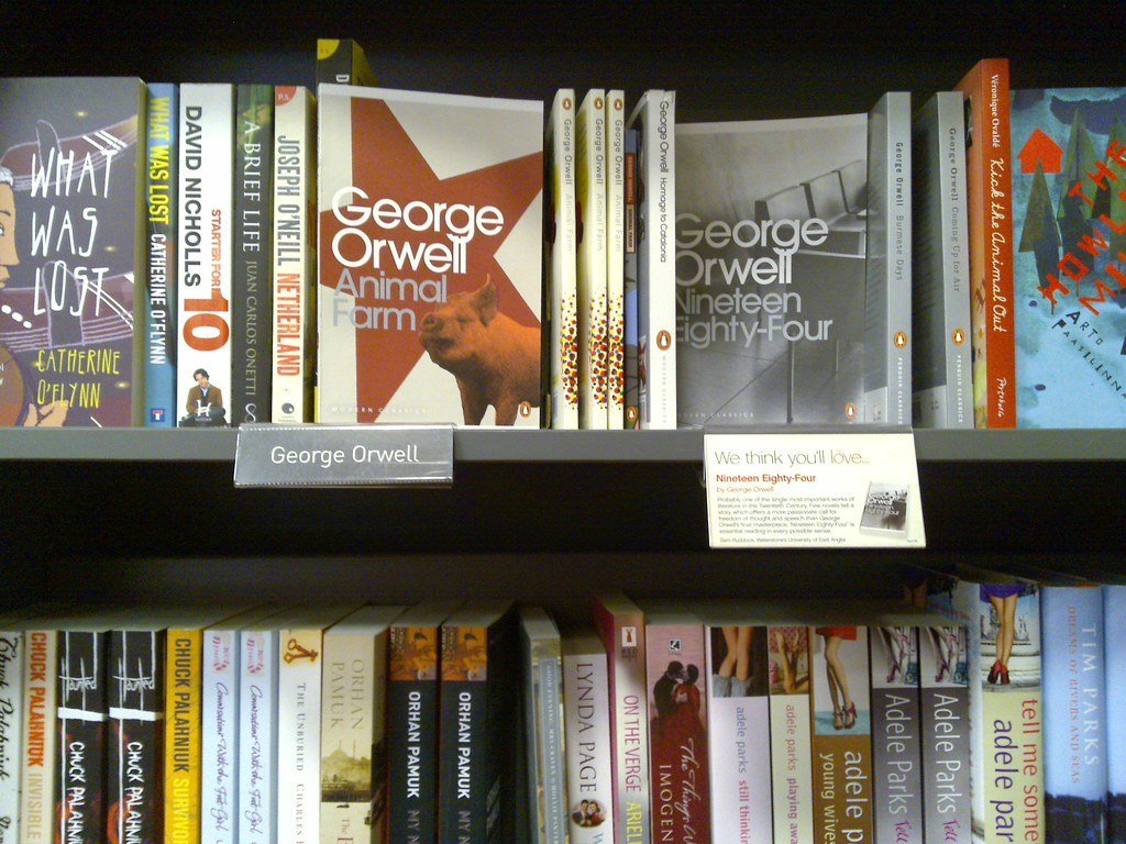 Animal Farm by George Orwell (markhillary, Flickr, CC BY 2.0)