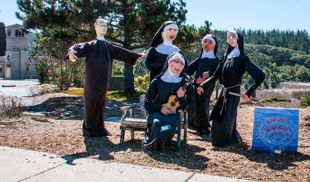 The Singing Nun Topples American Pop Royalty (jkirkhart35, Flickr, CC BY 2.0)