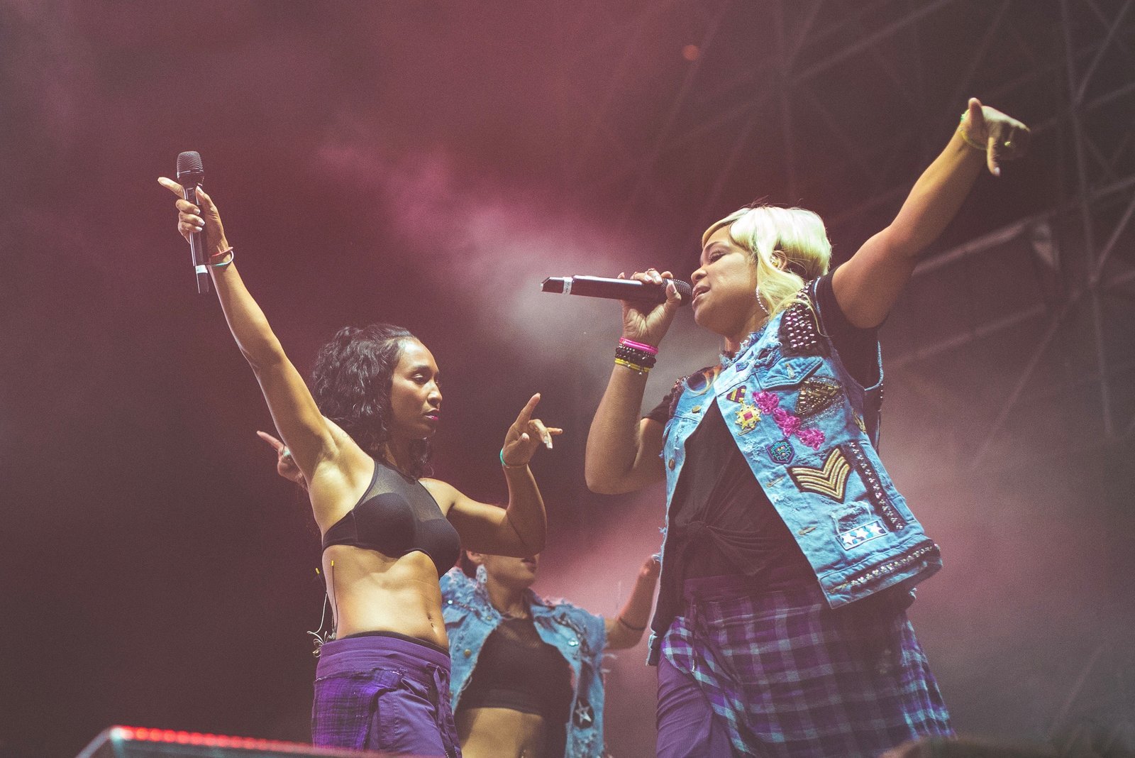 9. "Waterfalls" - TLC (1995) (93.5 Throwback Bash with TLC @ TD Echo Beach, CC BY 2.0)