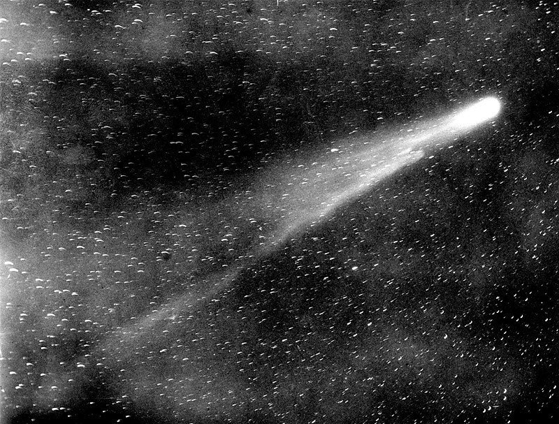 Mark Twain and Halley's Comet: A Life Bookended by Fire (ancientartpodcast.org, Flickr, CC BY 2.0)