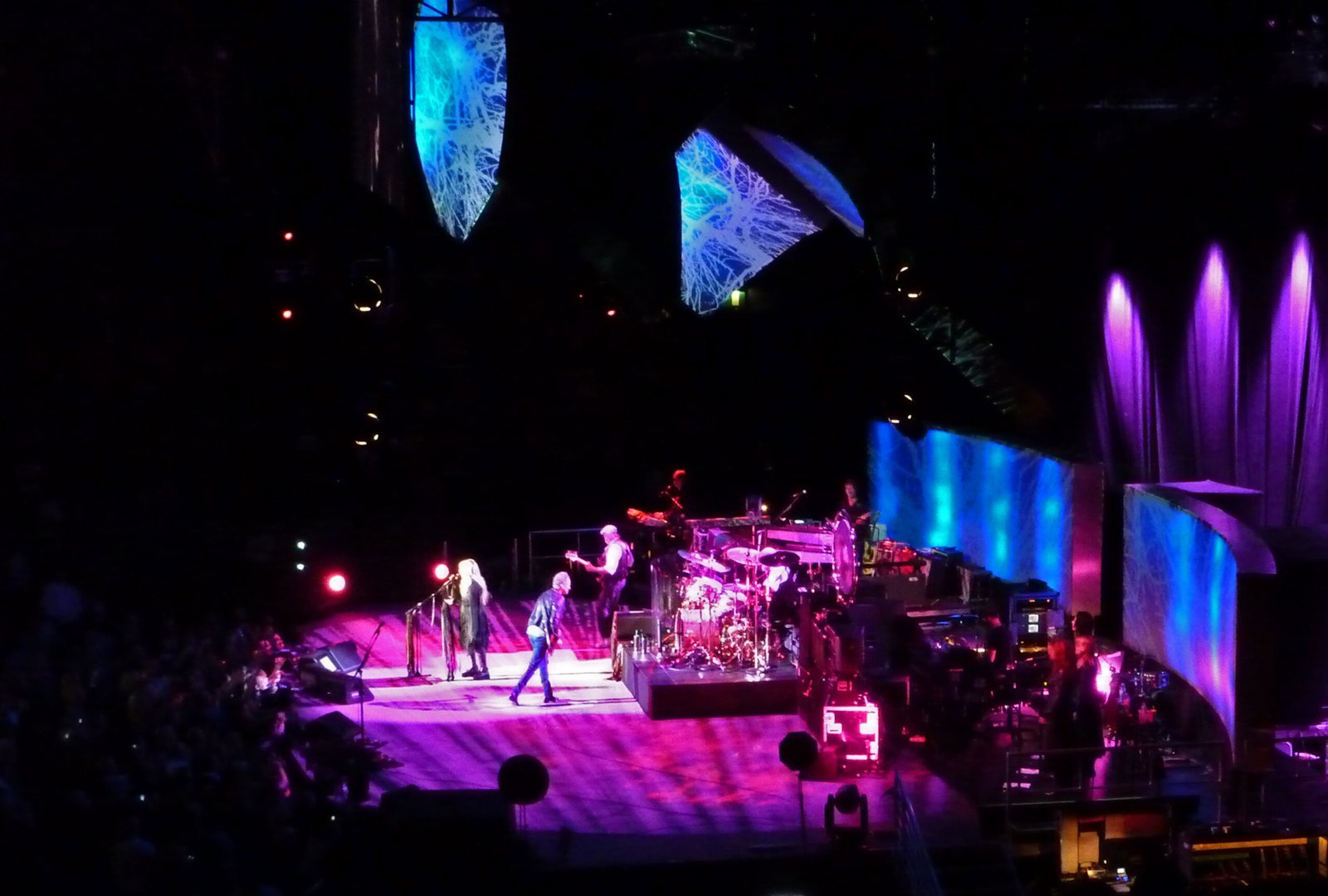 4. Fleetwood Mac - The Dance, 1997 (Fleetwood Mac Birmingham NIA 4

Uploaded by tm, CC BY 2.0)